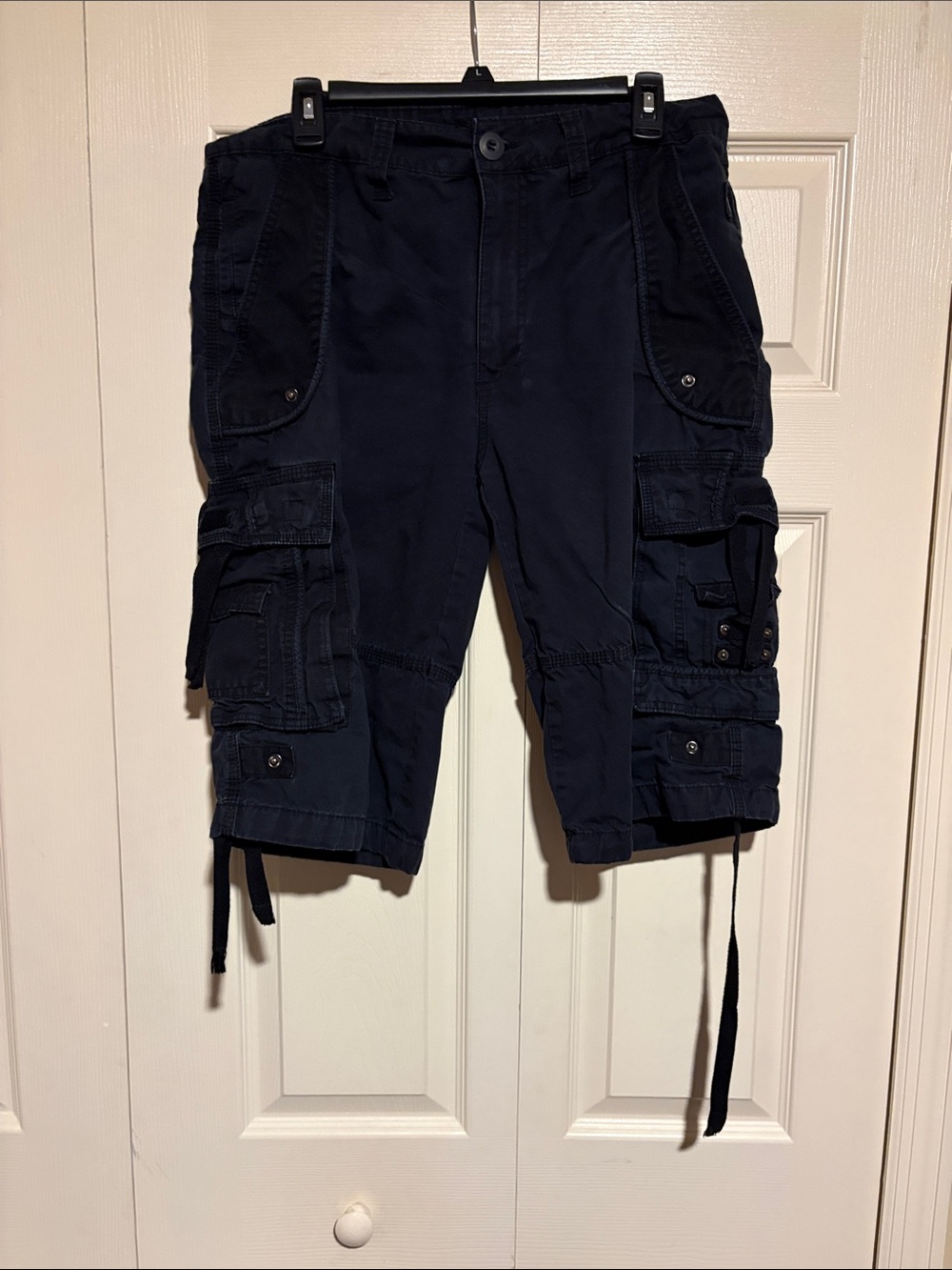 Men's Dark Navy Cargo Shorts with Multiple Utility Pockets